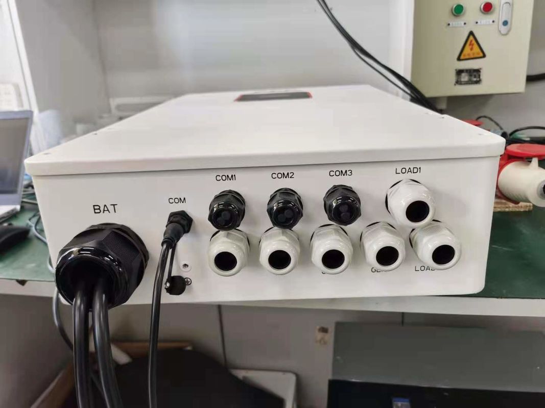 Spalten Sie Phasen-hybriden Solarinverter 110V 8kW auf Gitter weg von Gitter-Inverter US-Standard auf